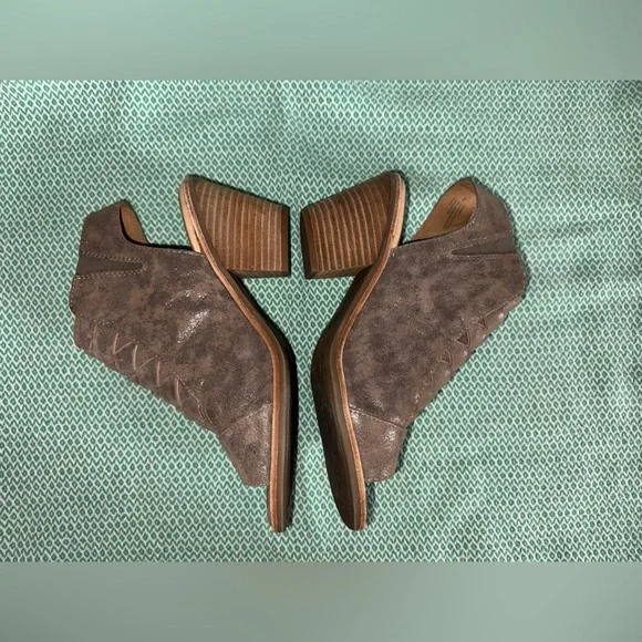 Sofft Mckenna Metallic Suede Heeled Boots - Picture 3 of 6